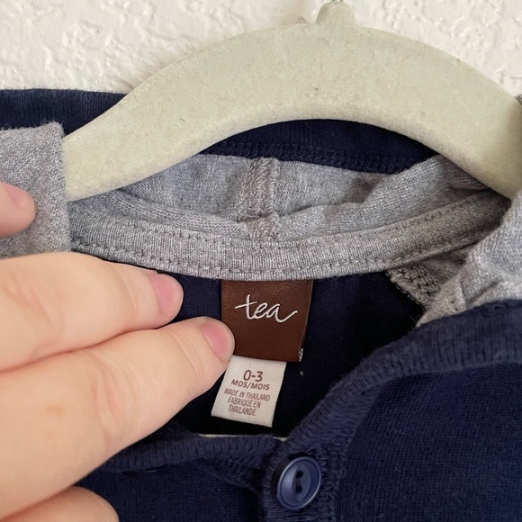 Tea Collection Evan Hoodie Romper 0-3 months Blue Grey - Picture 7 of 9